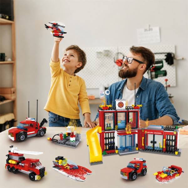 Honyat Fire Station Toy Set - Image 4